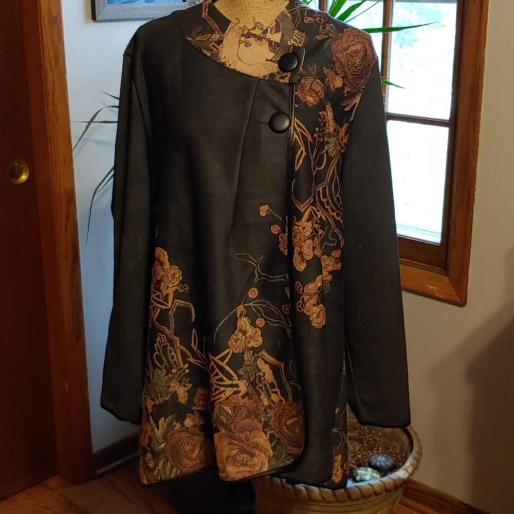 Lovely jacket to spruse up your work wardrobe